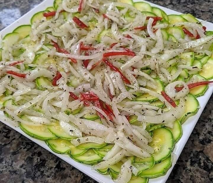 salada-de-abobrinha-fresca