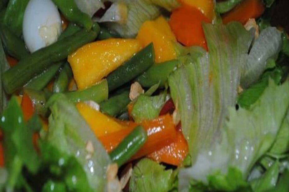 Salada Mista Uma Explosão de Cores e Sabores