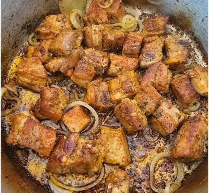 Carne de Porco Frita Saborosa