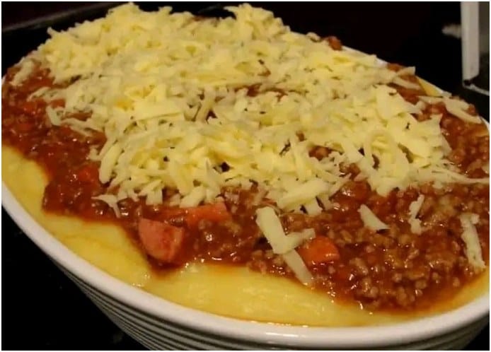 Polenta com Carne Moída